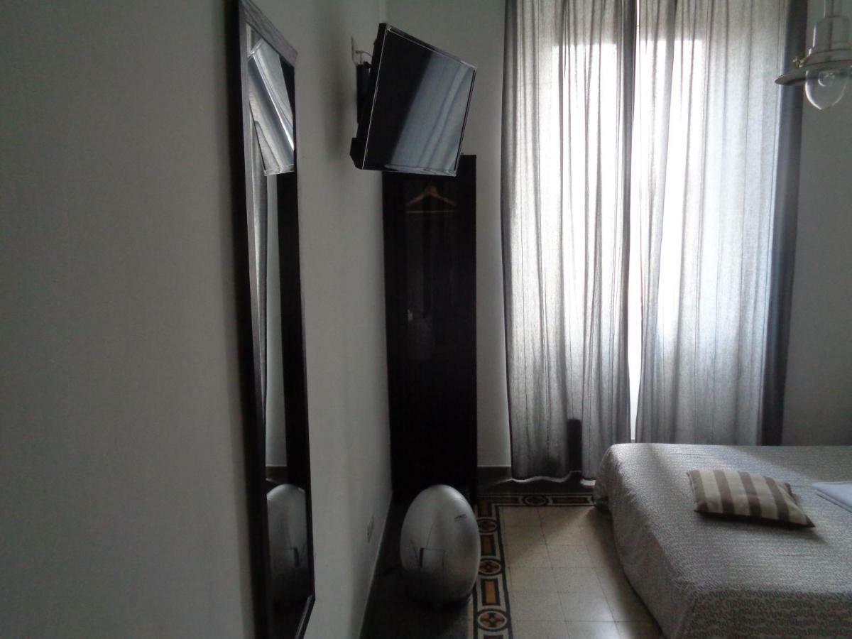 T C Rms Hotel Rome Exterior photo